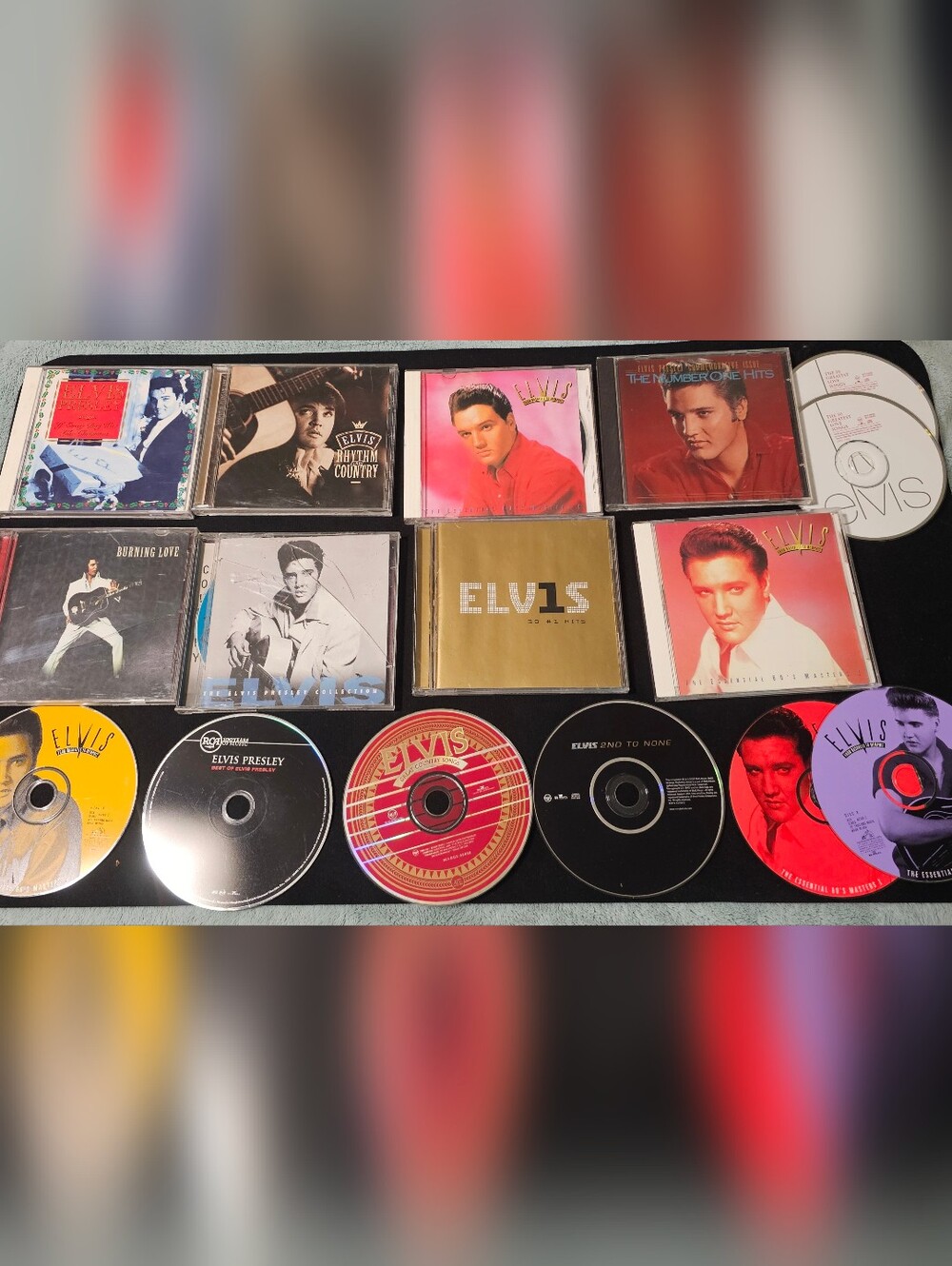 15 Disk Elvis CD Collection - Gold ELV1S 30 #1 Hits & Assorted Covers